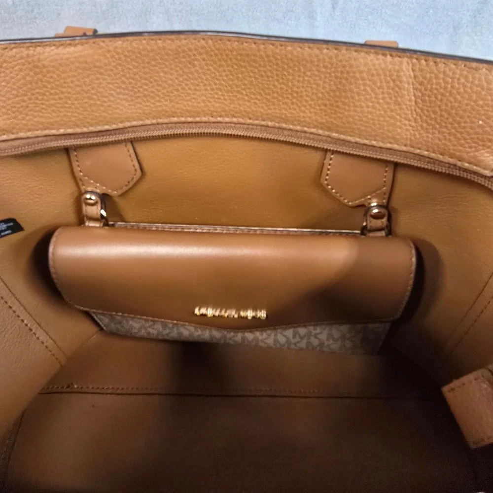Luggage‎ Brown Pebbled Leather Bag 35H0GKFT9T